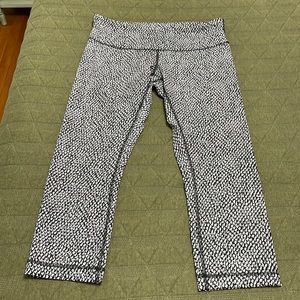 LULULEMON 🍋 leggings size 8